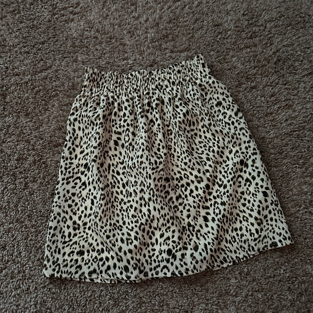 Francesca’s Leopard midi skirt